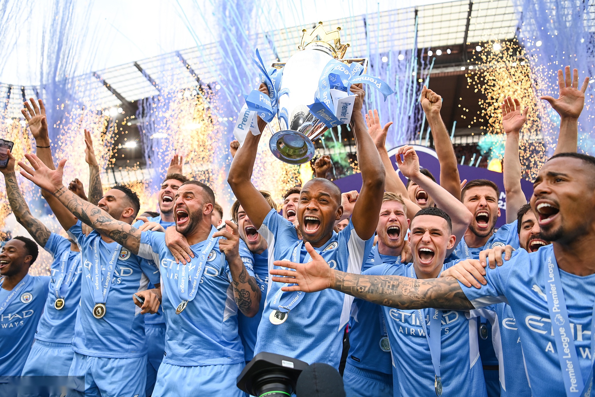 追求进步的 追求进步的