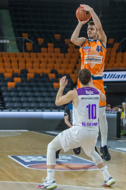 他得到了职 他得到了职